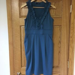 Above knee length dress with pockets!